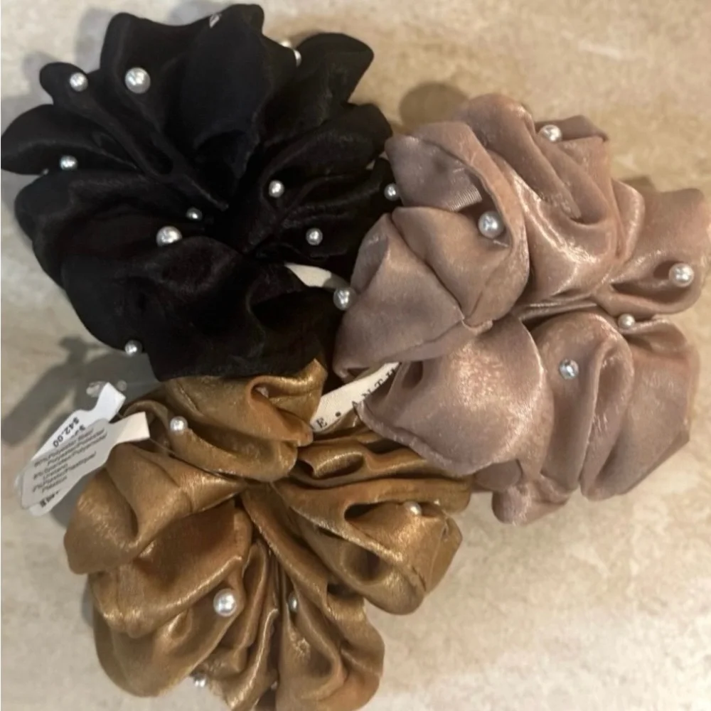Anthropologie Pearl Scrunchies